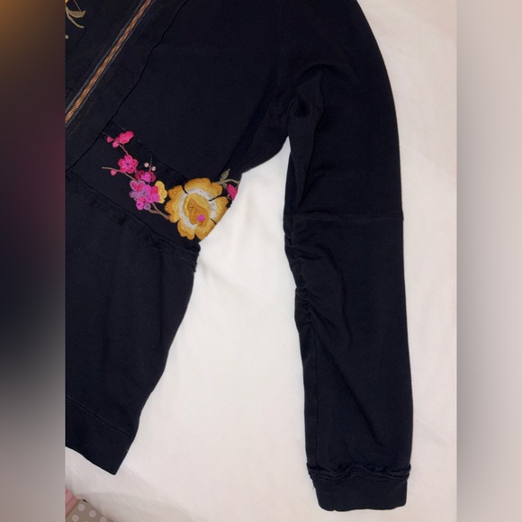 Johnny Was Embroidered Floral Zip-Up Hoodie Jacket in Black Pink Yellow – Large - Picture 9 of 16